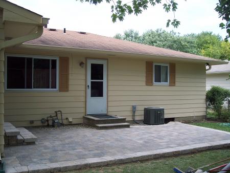 Hessit Bavarian Tumbled Paver Patio 